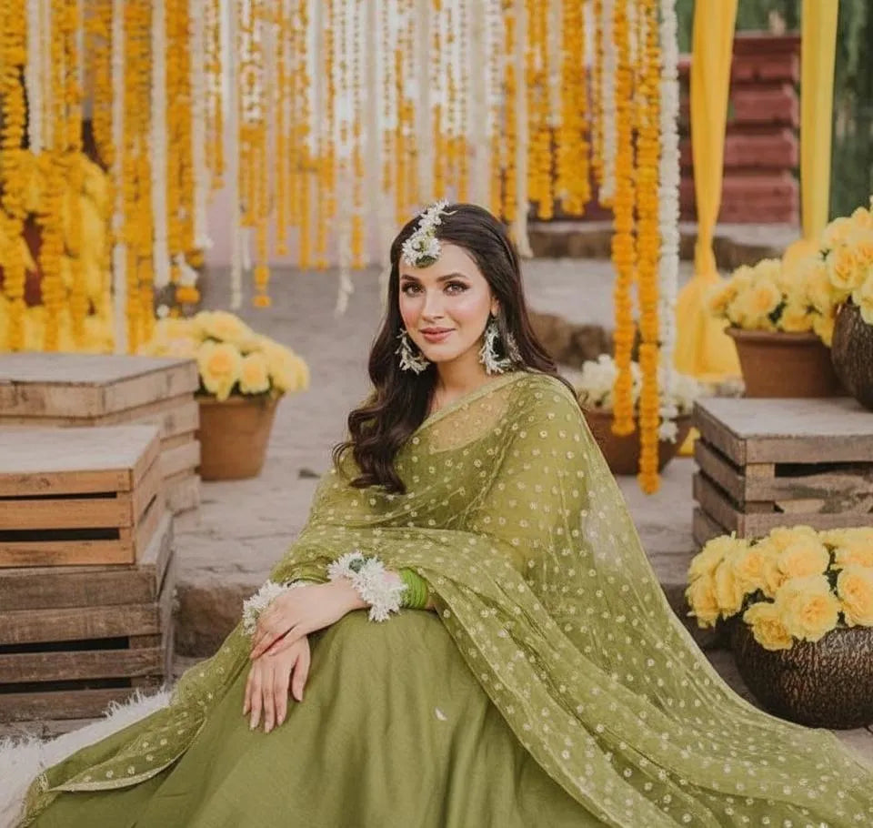 Elegant Women's Stitched Maxi Suit - 3 Pcs Green Silk Embroidered Ensemble , Dreesio